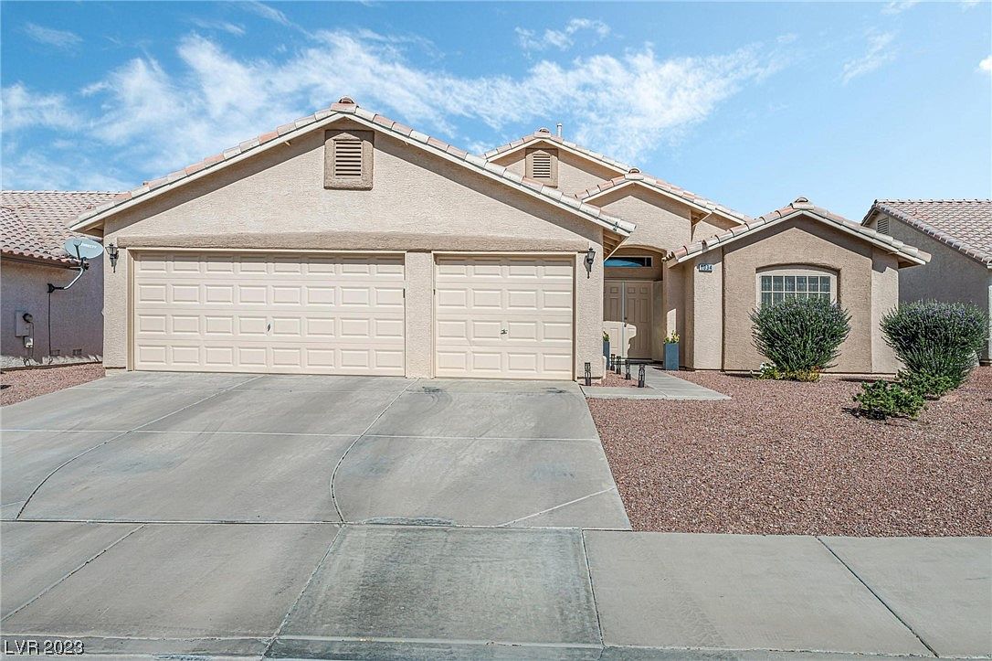 1034 Blue Lantern Dr — Henderson, NV 89015
