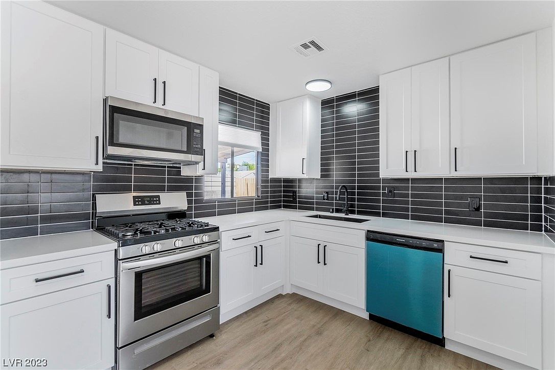 124 Dogwood St — Henderson, NV 89015