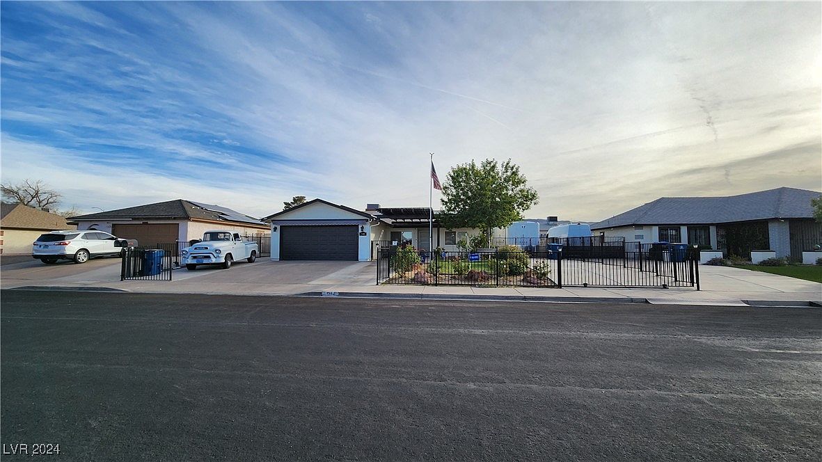 540 E Rolly St — Henderson, NV 89011
